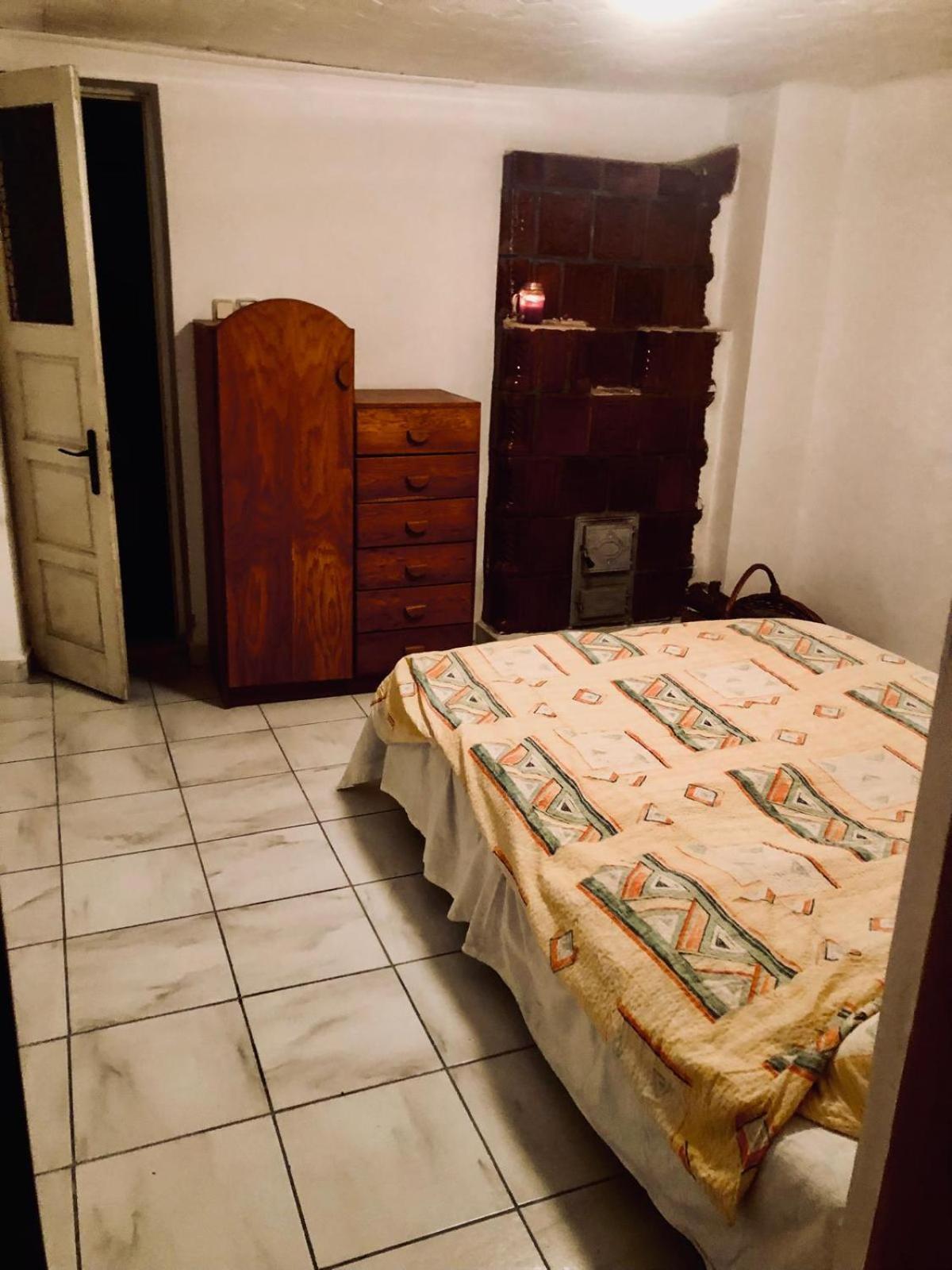 Casa Din Deal Podis Bagian luar foto